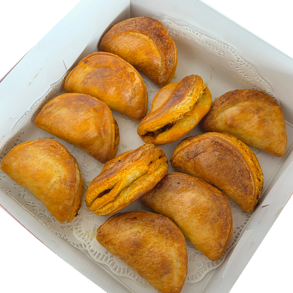 Curry Potatoes Puff Box (10pcs a box)