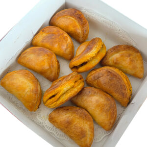 Chicken Curry Puff (10pcs a box)